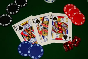 M88 Casino trực tuyến: Giới thiệu về Poker Ba Lá